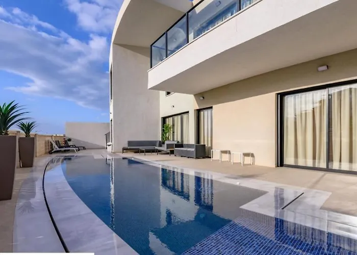 Top-Class Luxury Villa Bsamim With Full Sea View Heated Pool !!!!